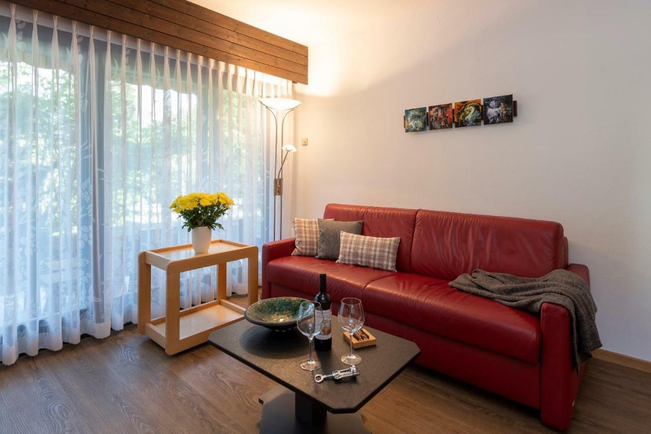 Zuhause In Den Alpen Ihre Ferienwohnung Mit Hallenbad Und Sauna Lenzerheide Kültér fotó