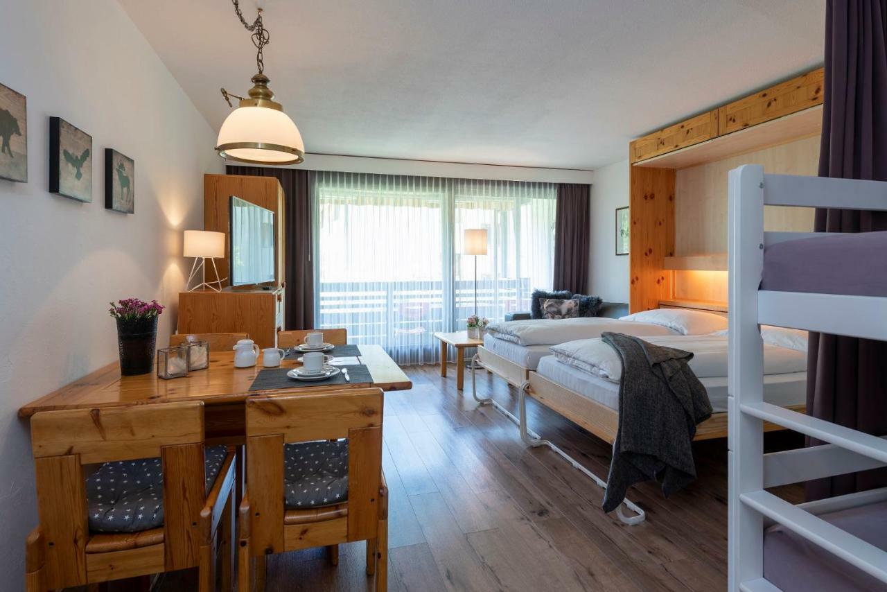 Zuhause In Den Alpen Ihre Ferienwohnung Mit Hallenbad Und Sauna Lenzerheide Kültér fotó